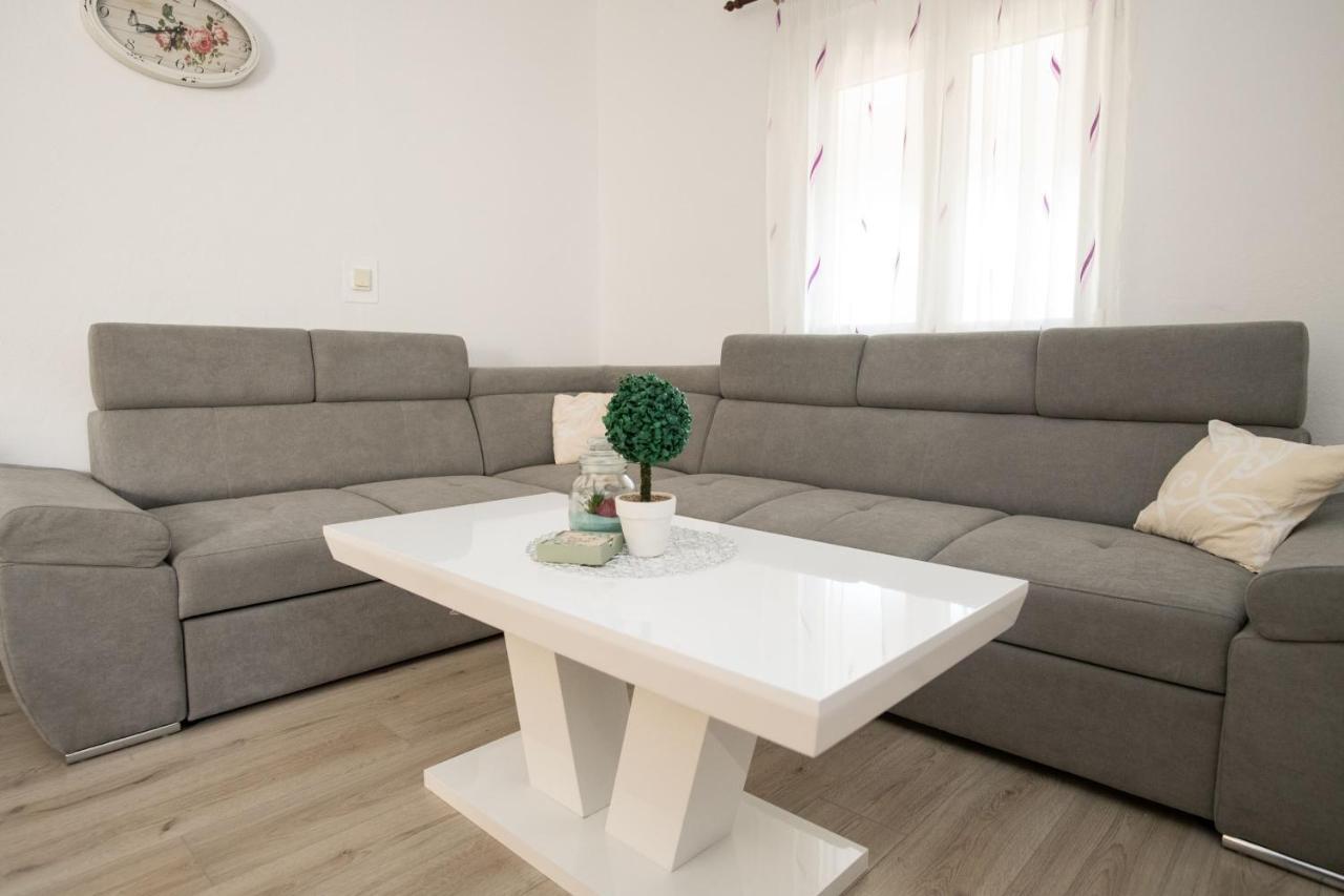 Amaryllis Apartment Rogoznica  Bagian luar foto